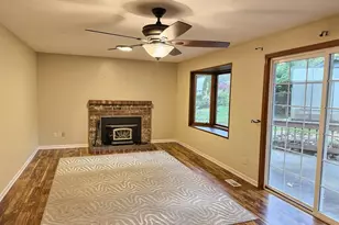 377 SE Barnes Ave, Gresham, OR 97080 - Photo 5