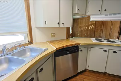 590 Kings Ave, Lakeside, OR 97449 - Photo 25