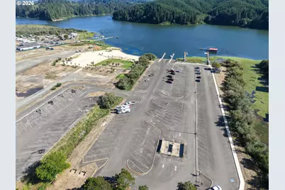 590 Kings Ave, Lakeside, OR 97449 - Photo 39