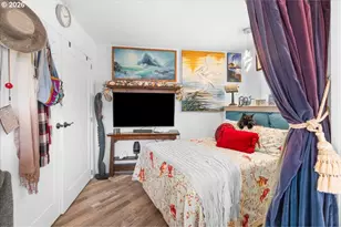 326 Hwy 101, Rockaway Beach, OR 97136 - Photo 11