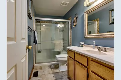1090 Randolph Rd, Woodburn, OR 97071 - Photo 21