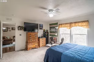 180 Nestucca Ln, Roseburg, OR 97471 - Photo 17