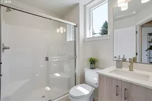 15137 E Burnside St, Portland, OR 97233 - Photo 9