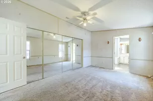1400 Candlelight Dr, Eugene, OR 97402 - Photo 21