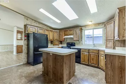 1400 Candlelight Dr #175, Eugene, OR 97402 - Photo 15