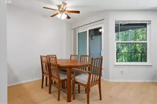 4000 Carman Dr, Lake Oswego, OR 97035 - Photo 9