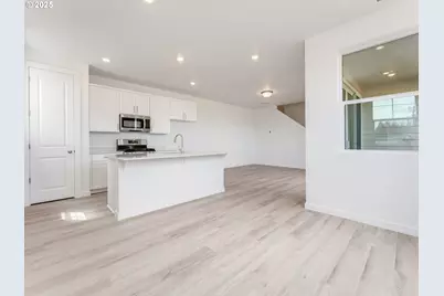 8415 SE Blanton St, Hillsboro, OR 97123 - Photo 3