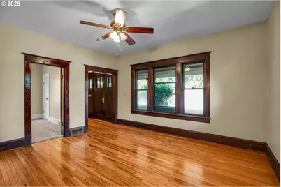 1614 SE Linn St, Portland, OR 97202 - Photo 7