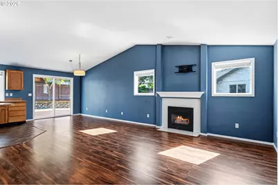 1230 E Reid Ct, La Center, WA 98629 - Photo 5
