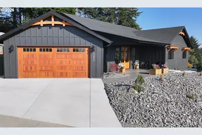 7204 Vista Ridge Dr #2, Brookings, OR 97415 - Photo 1
