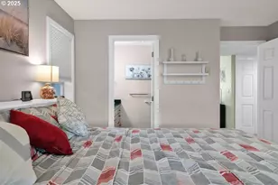 1080 Bay St, Florence, OR 97439 - Photo 19