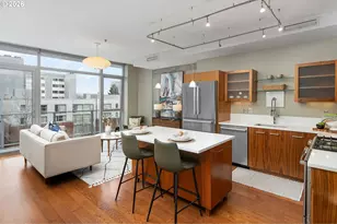 1221 SW 10th Ave, Portland, OR 97205 - Photo 5