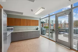 1221 SW 10th Ave, Portland, OR 97205 - Photo 41