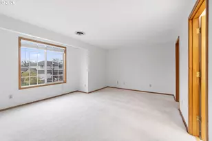 21612 SW Kristin Ct, Beaverton, OR 97003 - Photo 33