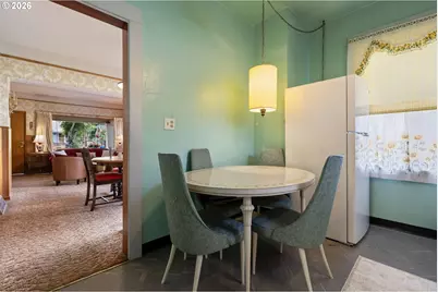 5825 NE Everett St, Portland, OR 97213 - Photo 17