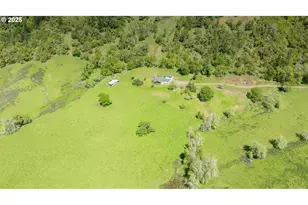 1360 Sunshine Rd, Roseburg, OR 97470 - Photo 3