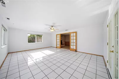10717 NE 44th St, Vancouver, WA 98682 - Photo 17