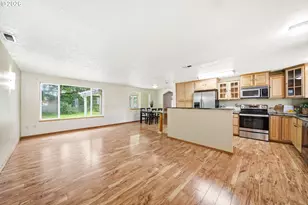 10717 NE 44th St, Vancouver, WA 98682 - Photo 5