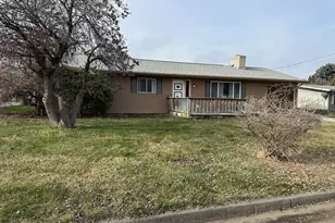 1518 Wilkenson St, Milton-Freewater, OR 97862 - Photo 1