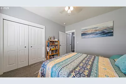 379 NW Crestview Ct, Hermiston, OR 97838 - Photo 15