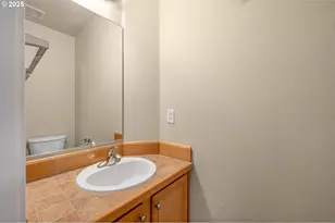 10797 SW Washington St, Portland, OR 97225 - Photo 25