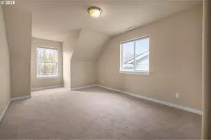 10797 SW Washington St, Portland, OR 97225 - Photo 37