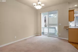 10797 SW Washington St, Portland, OR 97225 - Photo 11