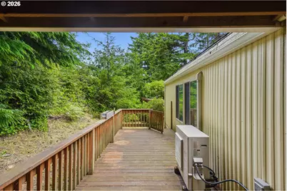 661 Village Pines Dr, Coos Bay, OR 97420 - Photo 21