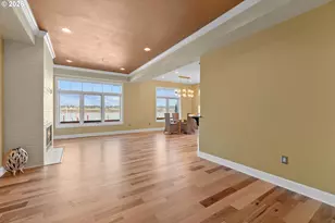 707 N Hayden Island Dr, Portland, OR 97217 - Photo 9