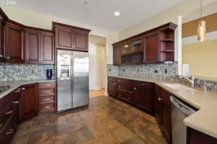 707 N Hayden Island Dr, Portland, OR 97217 - Photo 19