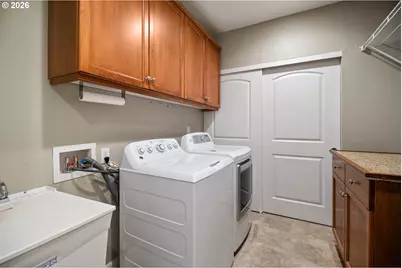 707 N Hayden Island Dr #215, Portland, OR 97217 - Photo 37