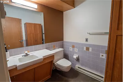 495 W 27th Ave, Eugene, OR 97405 - Photo 21