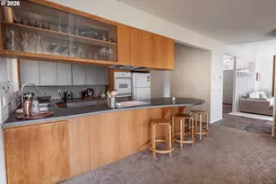 495 W 27th Ave, Eugene, OR 97405 - Photo 5