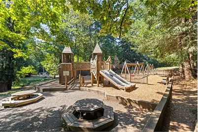 36904 Salmonberry St, Sandy, OR 97055 - Photo 41