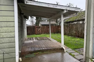 204 SW Water St, Sheridan, OR 97378 - Photo 9