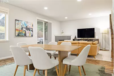 12723 SW Willow Point Ln, Portland, OR 97224 - Photo 9