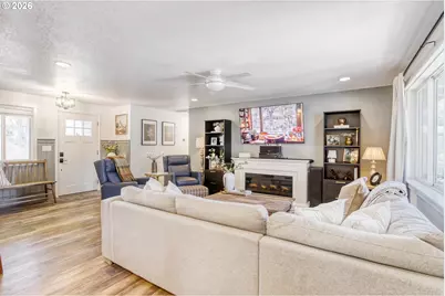 1875 SE Hale Dr, Gresham, OR 97080 - Photo 7