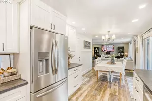 1875 SE Hale Dr, Gresham, OR 97080 - Photo 13