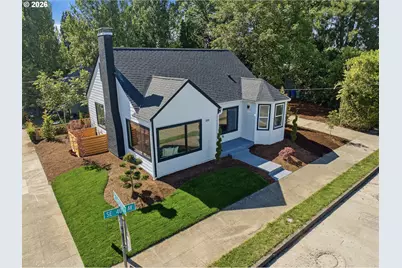 2333 SE 40th Ave, Portland, OR 97214 - Photo 1