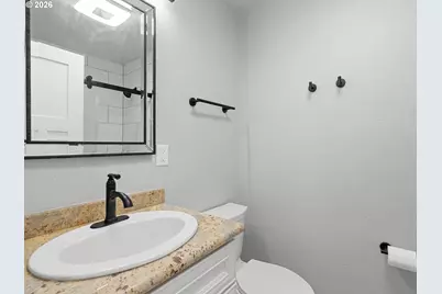2812 NE Bryant St, Portland, OR 97211 - Photo 19