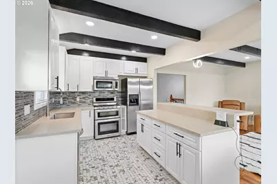 2812 NE Bryant St, Portland, OR 97211 - Photo 13