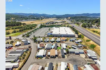 302 Shadow Ranch Ln, Roseburg, OR 97470 - Photo 31