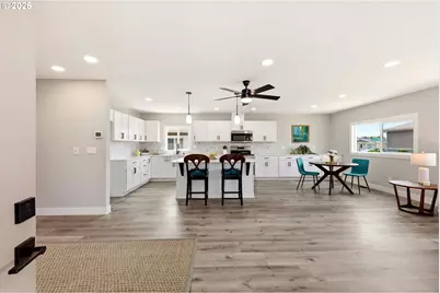 867 SW Liberty Bell Dr, Beaverton, OR 97006 - Photo 11