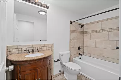 2871 NE Meadow Ct, Hillsboro, OR 97124 - Photo 13