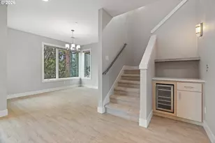 10415 SW 46th Pl, Portland, OR 97219 - Photo 9