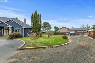 101 Aster St, Winchester, OR 97495 - Photo 9