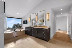 1209 SW Hessler Dr, Portland, OR 97239 - Photo 19