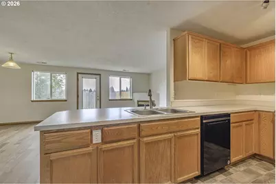 190 NE Skylar St, Hillsboro, OR 97124 - Photo 7