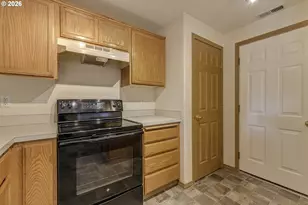 190 NE Skylar St, Hillsboro, OR 97124 - Photo 9