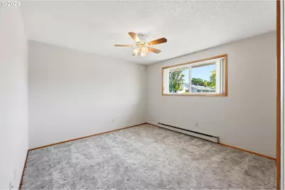 745 NE Fleming Ave #C22, Gresham, OR 97030 - Photo 15